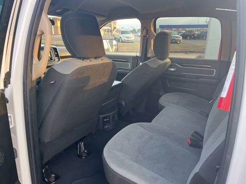 Used 2019 RAM 2500 Big Horn image 27