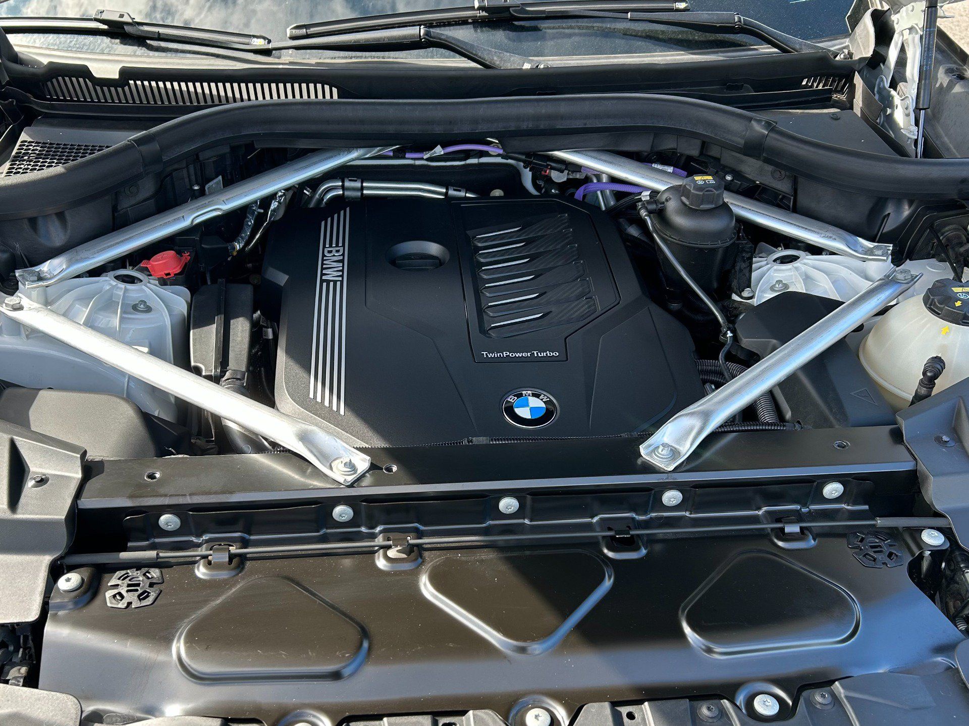 Used 2022 BMW X6 xDrive40i w/ Premium Package AWD/4WD image 28