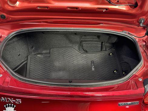 Used 2022 MAZDA MX-5 Miata Grand Touring w/ Weather Package RWD image 36