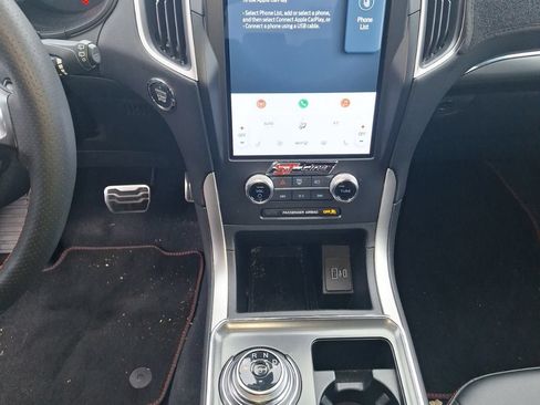 Used 2024 Ford Edge ST-Line AWD/4WD image 14