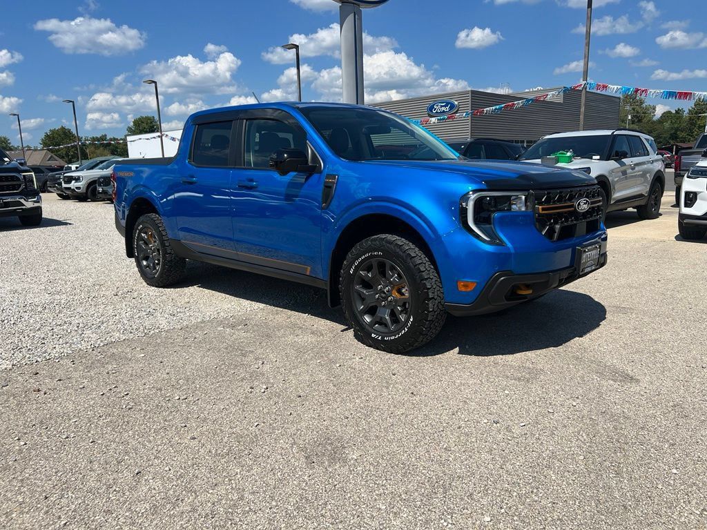 Used 2025 Ford Maverick Tremor AWD/4WD image 1