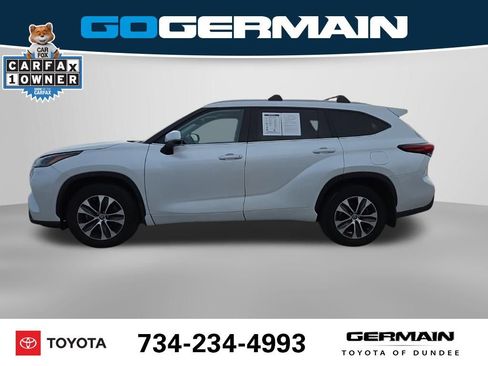 Used 2022 Toyota Highlander XLE image 11