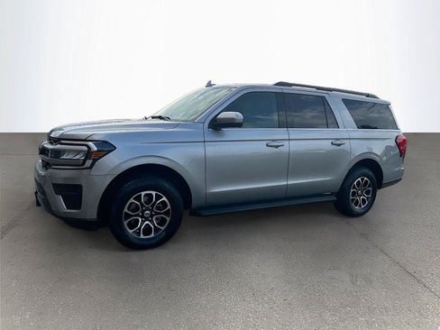 Used 2024 Ford Expedition Max XLT AWD/4WD image 8