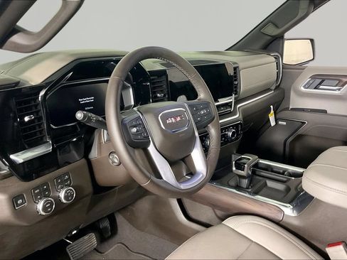 Used 2026 GMC Sierra 1500 SLT w/ SLT Premium Plus Package AWD/4WD image 15