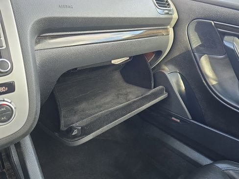 Used 2013 Volkswagen Eos Executive image 26