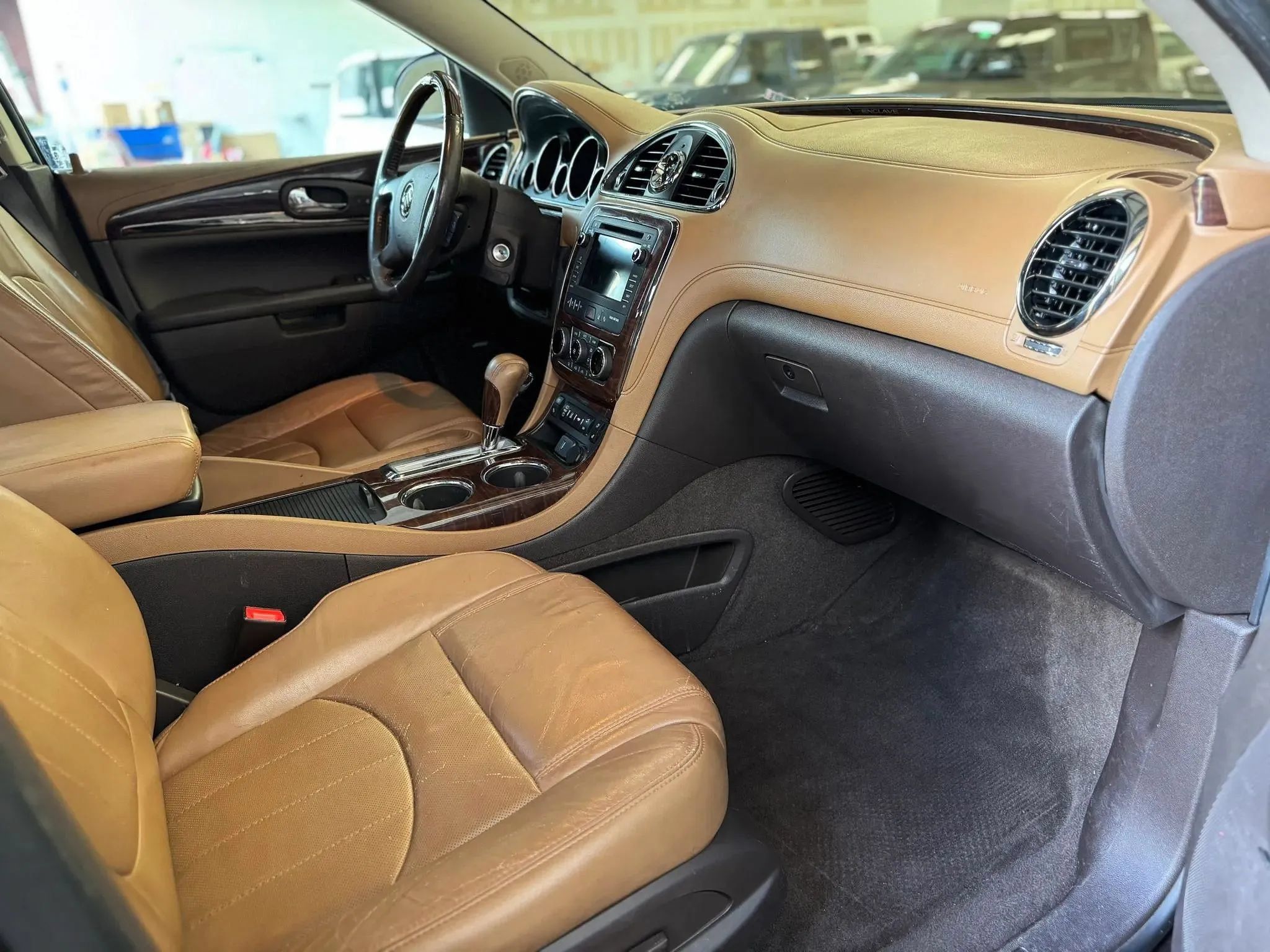 Used 2016 Buick Enclave Premium w/ Experience Buick Package FWD image 19
