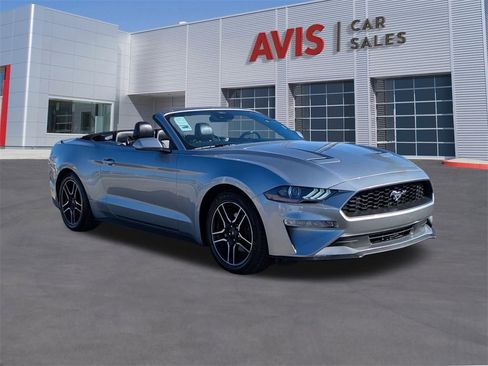 Used 2023 Ford Mustang Premium image 3