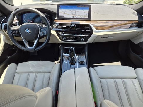 Certified 2023 BMW 530i w/ Premium Package RWD image 19