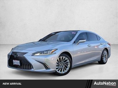 Used 2020 Lexus ES 350 w/ Luxury Package