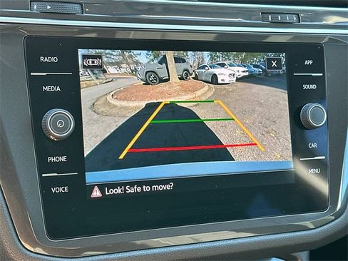 Certified 2024 Volkswagen Tiguan S image 32