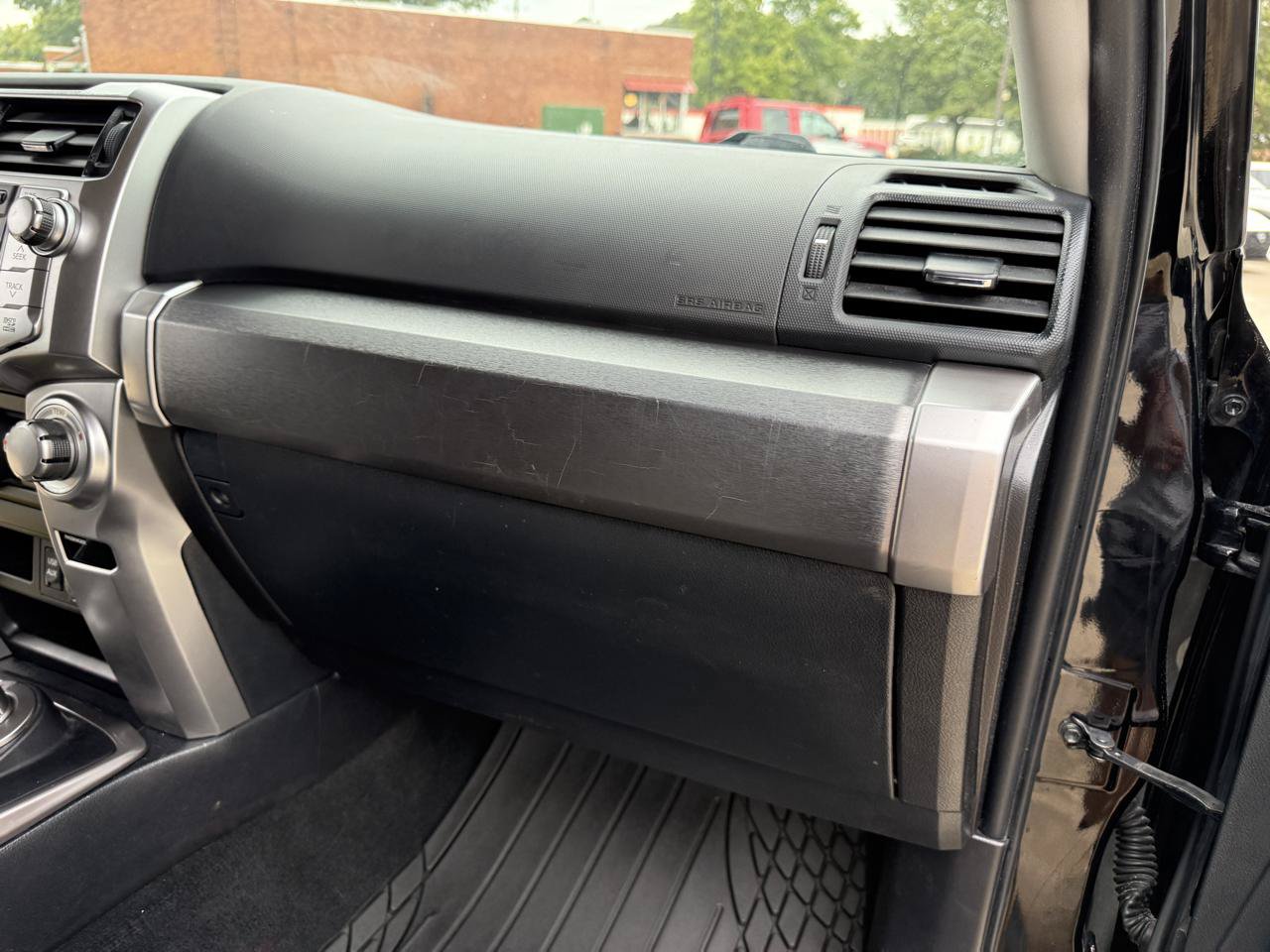 Used 2016 Toyota 4Runner SR5 AWD/4WD image 26