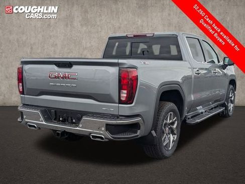 New 2026 GMC Sierra 1500 SLE image 7