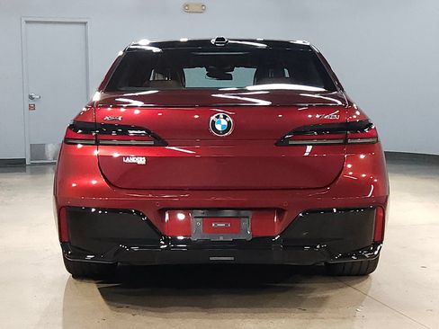 Used 2025 BMW 740i xDrive AWD/4WD image 6