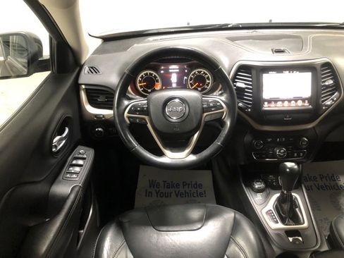 Used 2015 Jeep Cherokee Limited image 30