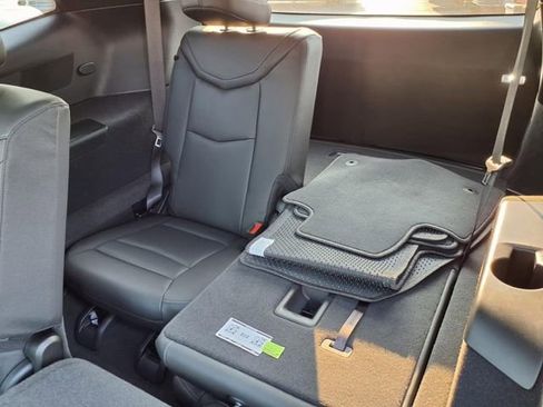 Certified 2025 Cadillac XT6 Luxury image 20