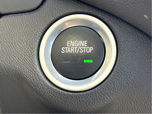 Used 2024 Chevrolet Equinox LT w/ LPO, Floor Liner Package image 18