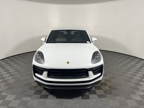 Certified 2023 Porsche Macan AWD/4WD image 10