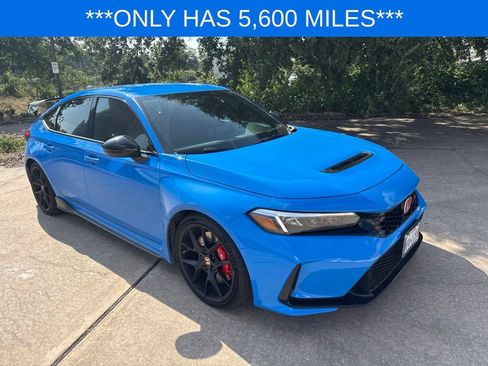 Used 2025 Honda Civic Type R image 3