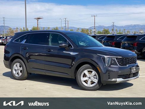 New 2026 Kia Sorento LX image 1