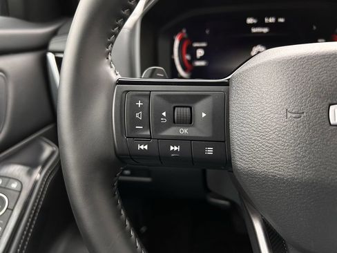 Used 2026 Nissan Rogue SL image 14