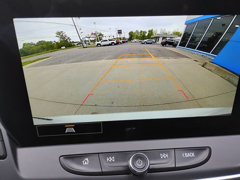 Used 2024 Chevrolet Blazer LT w/ Convenience Package FWD image 13