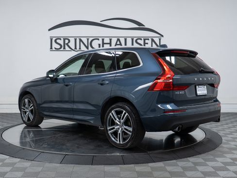 Used 2021 Volvo XC60 T6 Momentum w/ Advanced Package AWD/4WD image 7