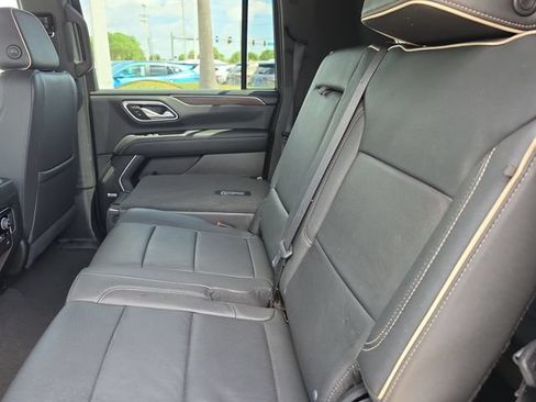 Used 2024 Chevrolet Suburban Premier RWD image 13