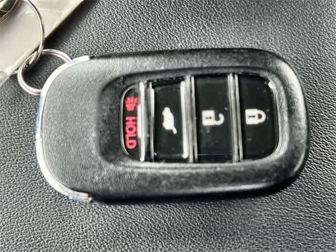 Certified 2024 Honda HR-V LX image 21
