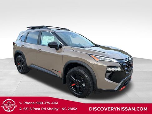 New 2026 Nissan Rogue SV AWD/4WD image 4