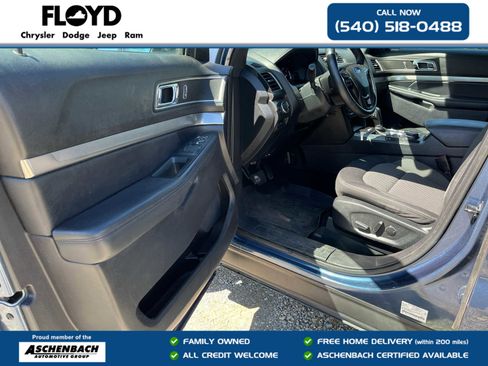 Used 2018 Ford Explorer XLT w/ Equipment Group 201A AWD/4WD image 9