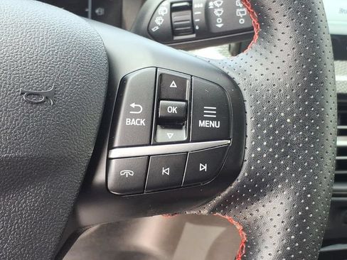 Used 2024 Ford Escape ST-Line w/ Tech Pack #1 AWD/4WD image 18