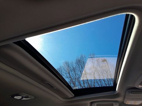 Certified 2025 Subaru Crosstrek 2.0i Premium image 36