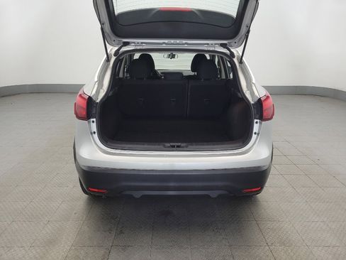 Used 2018 Nissan Rogue Sport S image 29