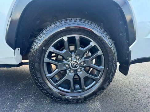 Certified 2023 Toyota Sequoia Platinum AWD/4WD image 11
