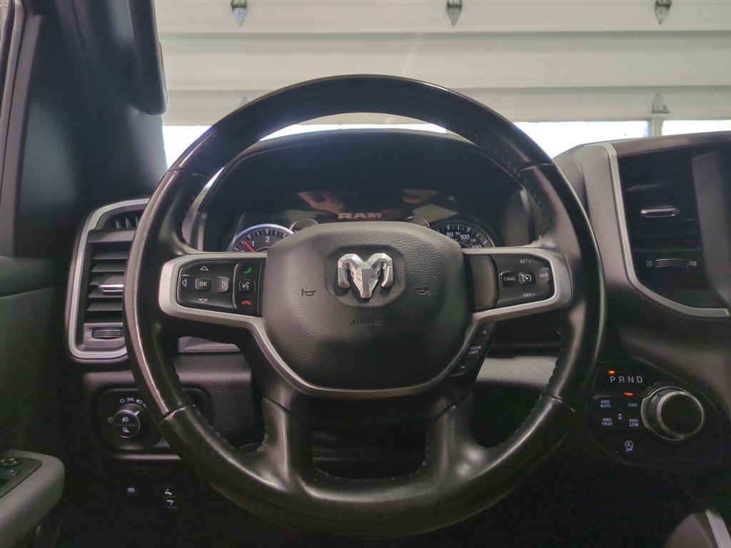 Used 2022 RAM 1500 Big Horn AWD/4WD image 25
