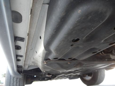 Used 2011 Jeep Grand Cherokee Laredo AWD/4WD image 45
