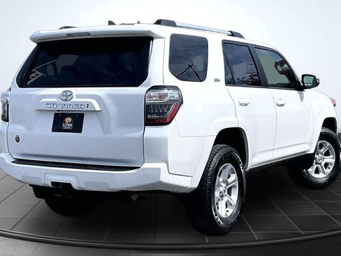 Used 2024 Toyota 4Runner SR5 Premium w/ Moonroof Package AWD/4WD image 23