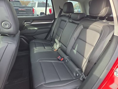 New 2026 GMC Terrain Denali w/ LPO, Floor Liner Package image 7