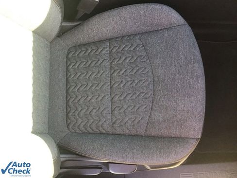 Used 2023 Chevrolet Equinox LT image 23