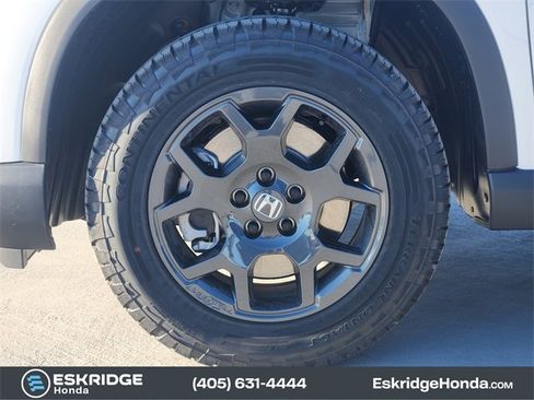 New 2025 Honda Pilot TrailSport image 10