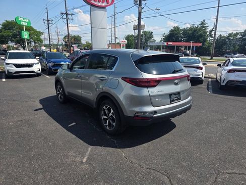 Used 2022 Kia Sportage LX AWD/4WD image 5