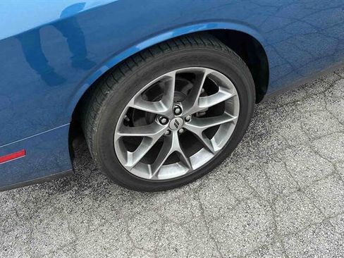 Used 2022 Dodge Challenger GT RWD image 7