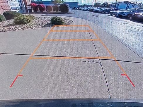 New 2026 Chevrolet Trax RS w/ Sunroof Package image 33