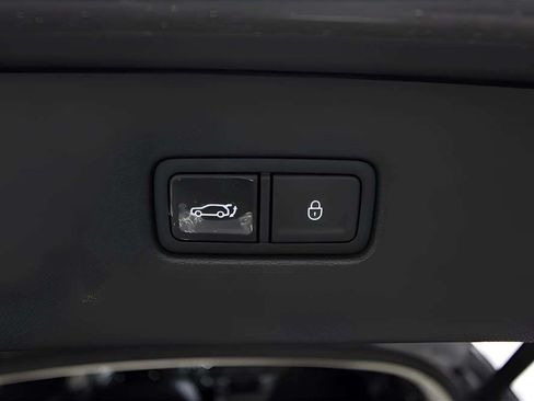 Used 2025 Genesis GV80 3.5T Prestige AWD/4WD image 24