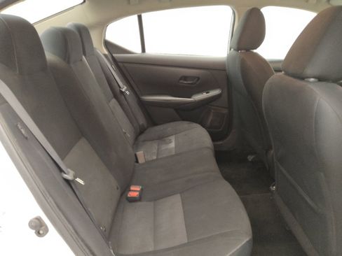 Used 2024 Nissan Sentra SV FWD image 19