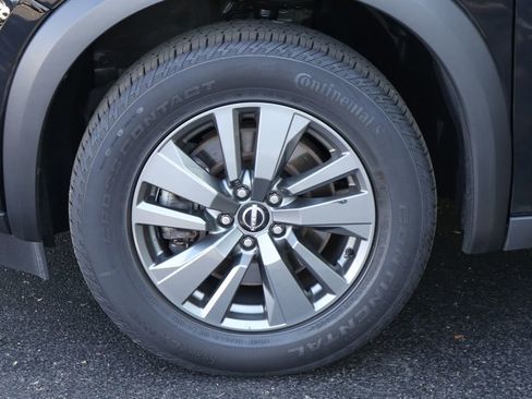 Used 2024 Nissan Pathfinder SV FWD image 11