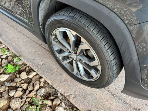 Used 2020 GMC Terrain SLT w/ Preferred Package image 28