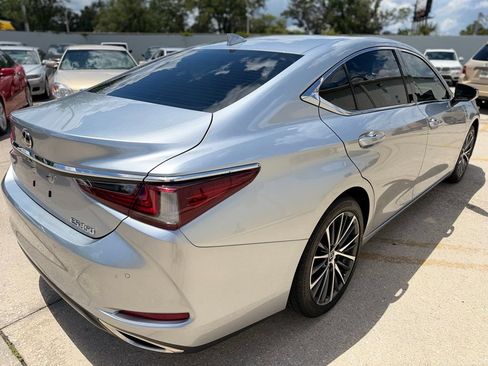 Used 2023 Lexus ES 350 w/ Premium Package FWD image 5