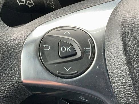 Used 2023 Ford Transit Connect XL image 24