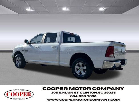 Used 2020 RAM 1500 Classic SLT image 5